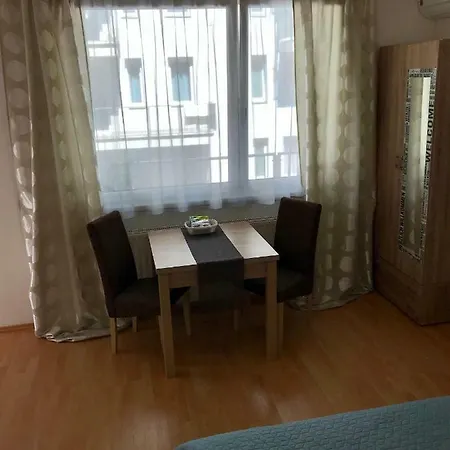 Apartment Alexandra *